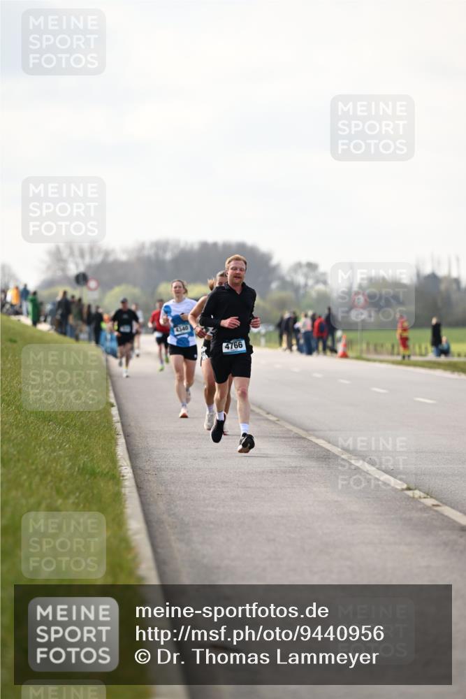 12.04.2026 - 45. Internationalen Wilhelmsburger Insellauf Dr. Thomas Lammeyer http://msf.ph/oto/9440956 12.04.2026 10:06:32 Laufen 4340, 4766 meine-sportfotos.de