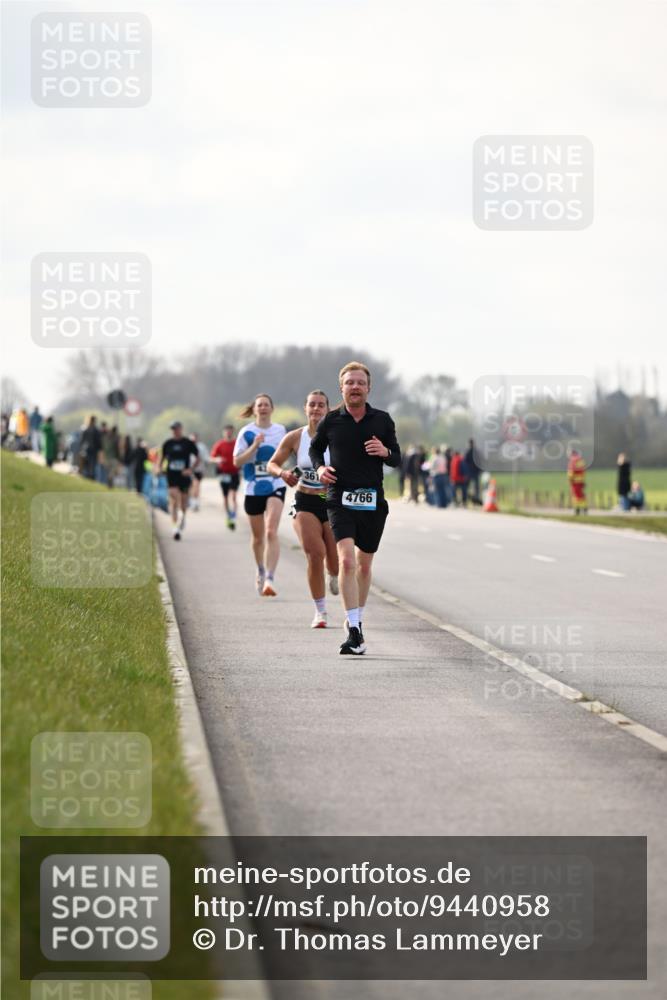 12.04.2026 - 45. Internationalen Wilhelmsburger Insellauf Dr. Thomas Lammeyer http://msf.ph/oto/9440958 12.04.2026 10:06:32 Laufen 361, 4766 meine-sportfotos.de