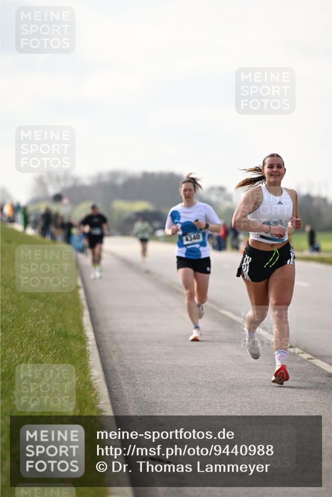 12.04.2026 - 45. Internationalen Wilhelmsburger Insellauf Dr. Thomas Lammeyer http://msf.ph/oto/9440988 12.04.2026 10:06:36 Laufen 4340 meine-sportfotos.de