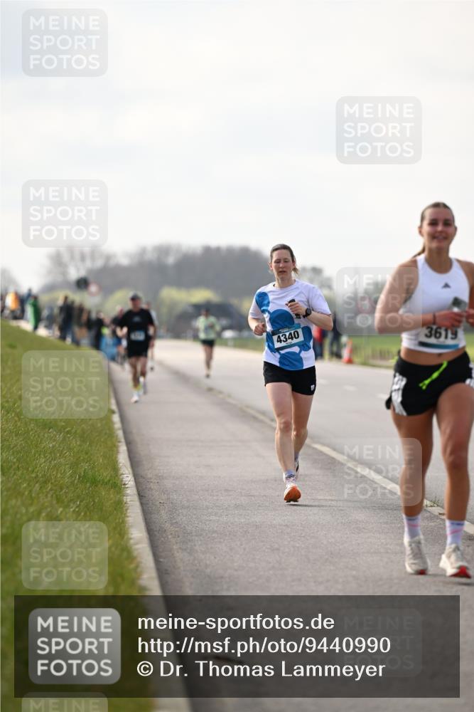 12.04.2026 - 45. Internationalen Wilhelmsburger Insellauf Dr. Thomas Lammeyer http://msf.ph/oto/9440990 12.04.2026 10:06:37 Laufen 4340, 3619 meine-sportfotos.de