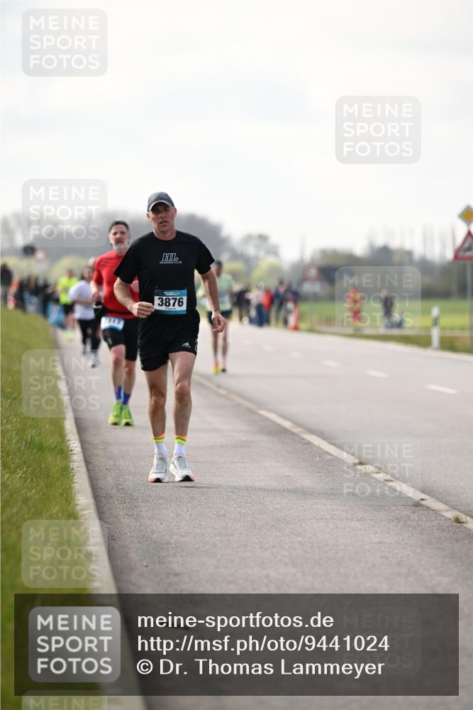 12.04.2026 - 45. Internationalen Wilhelmsburger Insellauf Dr. Thomas Lammeyer http://msf.ph/oto/9441024 12.04.2026 10:06:47 Laufen 7317, 3876 meine-sportfotos.de