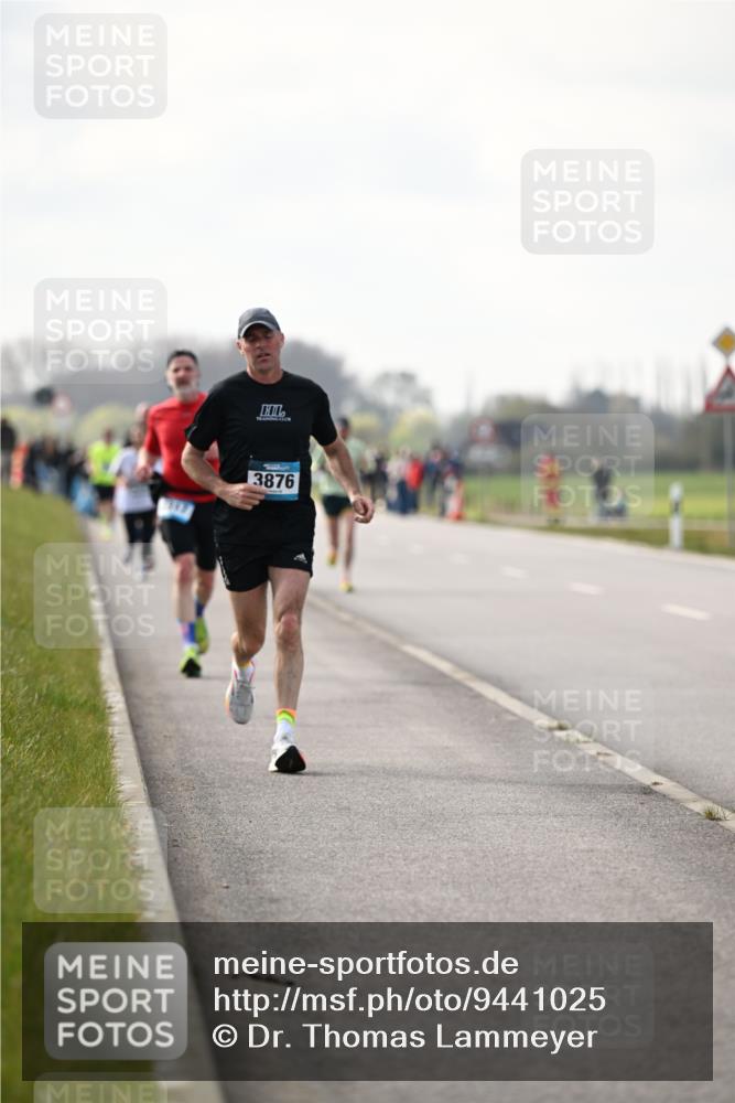 12.04.2026 - 45. Internationalen Wilhelmsburger Insellauf Dr. Thomas Lammeyer http://msf.ph/oto/9441025 12.04.2026 10:06:47 Laufen 3876 meine-sportfotos.de