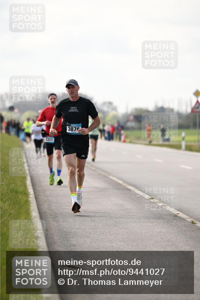 12.04.2026 - 45. Internationalen Wilhelmsburger Insellauf Dr. Thomas Lammeyer http://msf.ph/oto/9441027 12.04.2026 10:06:47 Laufen 2317, 3876 meine-sportfotos.de