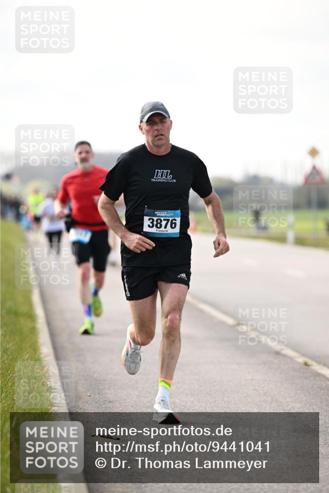 12.04.2026 - 45. Internationalen Wilhelmsburger Insellauf Dr. Thomas Lammeyer http://msf.ph/oto/9441041 12.04.2026 10:06:49 Laufen 3876 meine-sportfotos.de