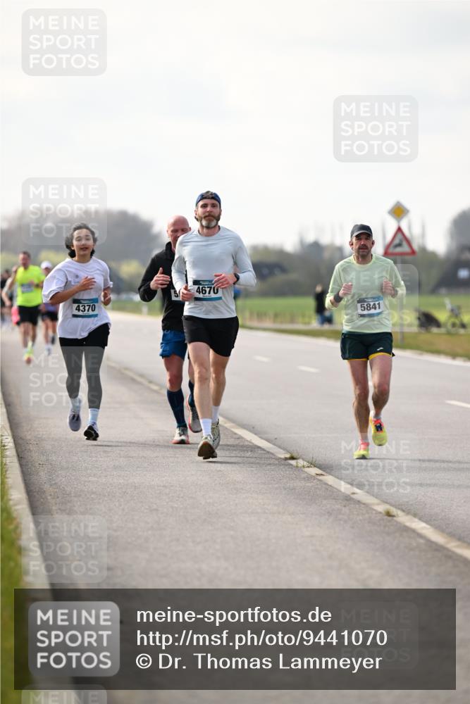 12.04.2026 - 45. Internationalen Wilhelmsburger Insellauf Dr. Thomas Lammeyer http://msf.ph/oto/9441070 12.04.2026 10:06:56 Laufen 4370, 4670, 5841 meine-sportfotos.de