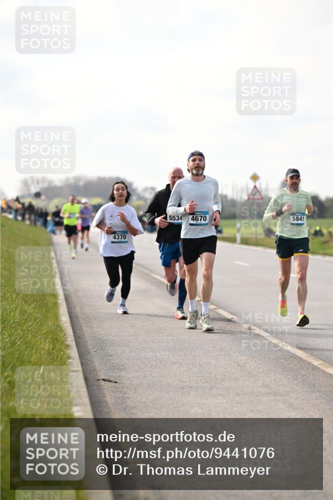 12.04.2026 - 45. Internationalen Wilhelmsburger Insellauf Dr. Thomas Lammeyer http://msf.ph/oto/9441076 12.04.2026 10:06:57 Laufen 4370, 5534, 4670, 5841 meine-sportfotos.de