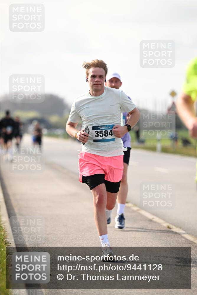 12.04.2026 - 45. Internationalen Wilhelmsburger Insellauf Dr. Thomas Lammeyer http://msf.ph/oto/9441128 12.04.2026 10:07:09 Laufen 45, 3584 meine-sportfotos.de
