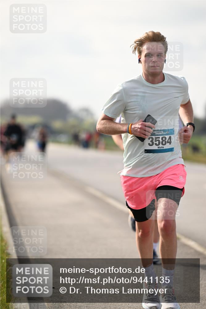 12.04.2026 - 45. Internationalen Wilhelmsburger Insellauf Dr. Thomas Lammeyer http://msf.ph/oto/9441135 12.04.2026 10:07:10 Laufen 45, 3584 meine-sportfotos.de