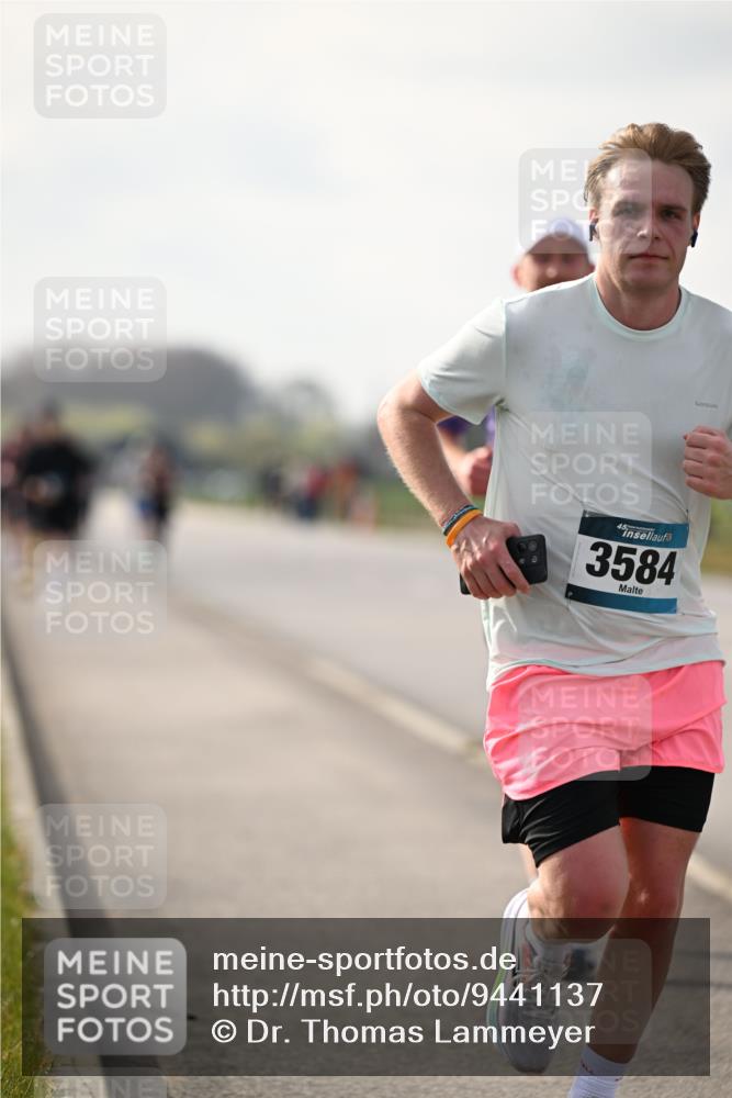12.04.2026 - 45. Internationalen Wilhelmsburger Insellauf Dr. Thomas Lammeyer http://msf.ph/oto/9441137 12.04.2026 10:07:10 Laufen 45, 3584 meine-sportfotos.de