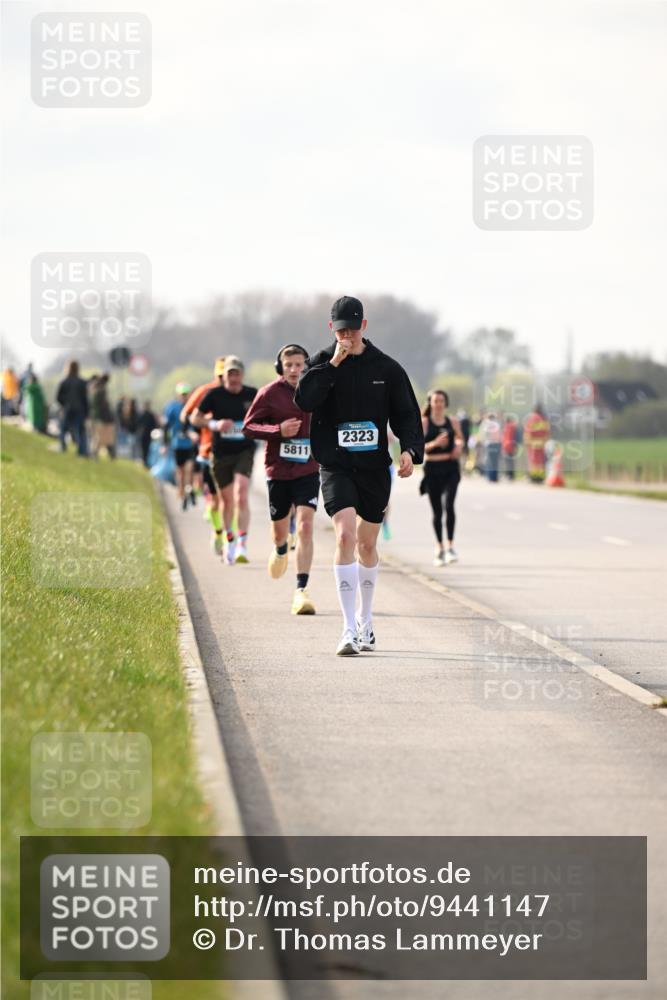 12.04.2026 - 45. Internationalen Wilhelmsburger Insellauf Dr. Thomas Lammeyer http://msf.ph/oto/9441147 12.04.2026 10:07:15 Laufen 5811, 2323 meine-sportfotos.de