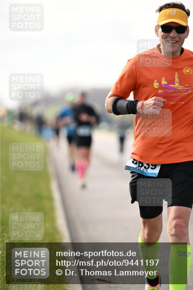12.04.2026 - 45. Internationalen Wilhelmsburger Insellauf Dr. Thomas Lammeyer http://msf.ph/oto/9441197 12.04.2026 10:07:28 Laufen 2025 meine-sportfotos.de
