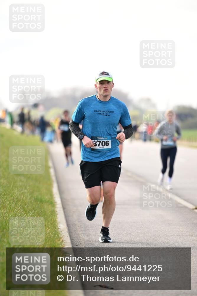 12.04.2026 - 45. Internationalen Wilhelmsburger Insellauf Dr. Thomas Lammeyer http://msf.ph/oto/9441225 12.04.2026 10:07:34 Laufen 3706 meine-sportfotos.de