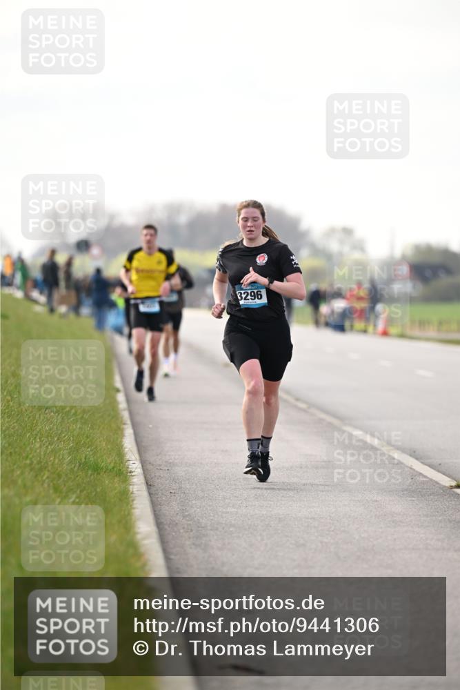 12.04.2026 - 45. Internationalen Wilhelmsburger Insellauf Dr. Thomas Lammeyer http://msf.ph/oto/9441306 12.04.2026 10:07:56 Laufen 3296 meine-sportfotos.de
