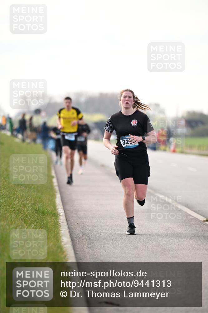 12.04.2026 - 45. Internationalen Wilhelmsburger Insellauf Dr. Thomas Lammeyer http://msf.ph/oto/9441313 12.04.2026 10:07:57 Laufen 323 meine-sportfotos.de