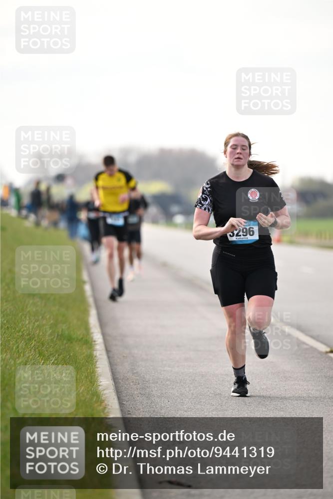12.04.2026 - 45. Internationalen Wilhelmsburger Insellauf Dr. Thomas Lammeyer http://msf.ph/oto/9441319 12.04.2026 10:07:58 Laufen 3296 meine-sportfotos.de