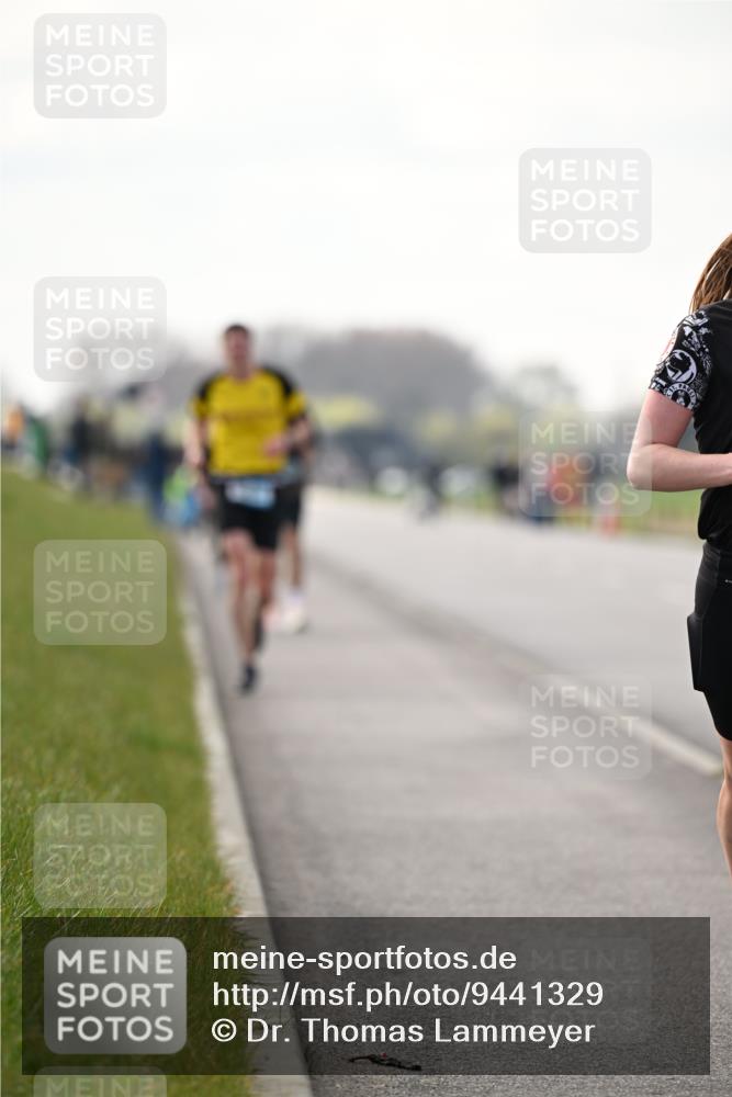 12.04.2026 - 45. Internationalen Wilhelmsburger Insellauf Dr. Thomas Lammeyer http://msf.ph/oto/9441329 12.04.2026 10:07:59 Laufen  meine-sportfotos.de