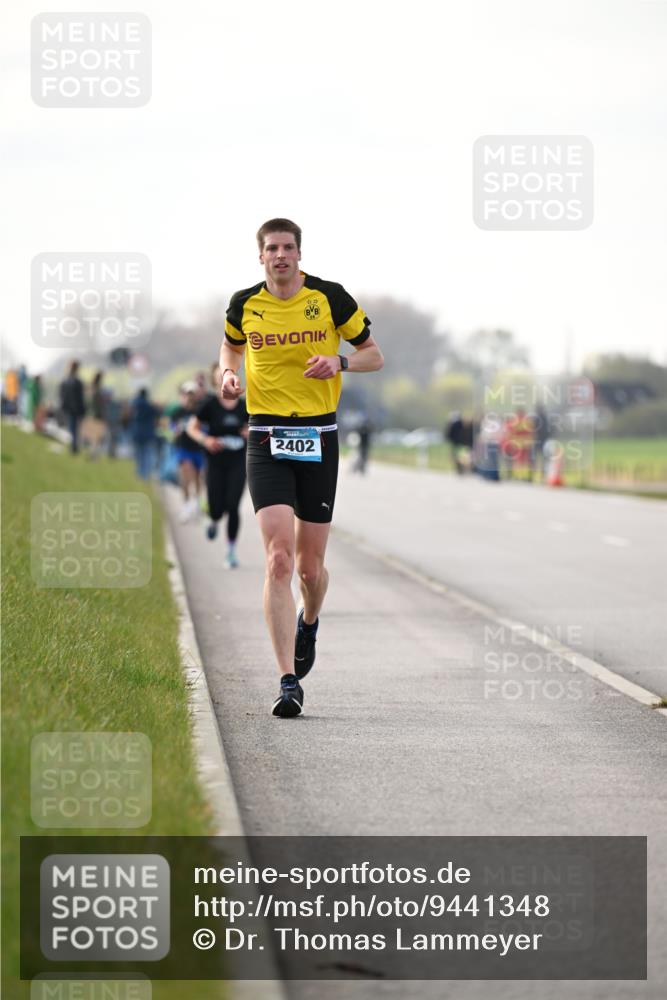 12.04.2026 - 45. Internationalen Wilhelmsburger Insellauf Dr. Thomas Lammeyer http://msf.ph/oto/9441348 12.04.2026 10:08:02 Laufen 2402 meine-sportfotos.de