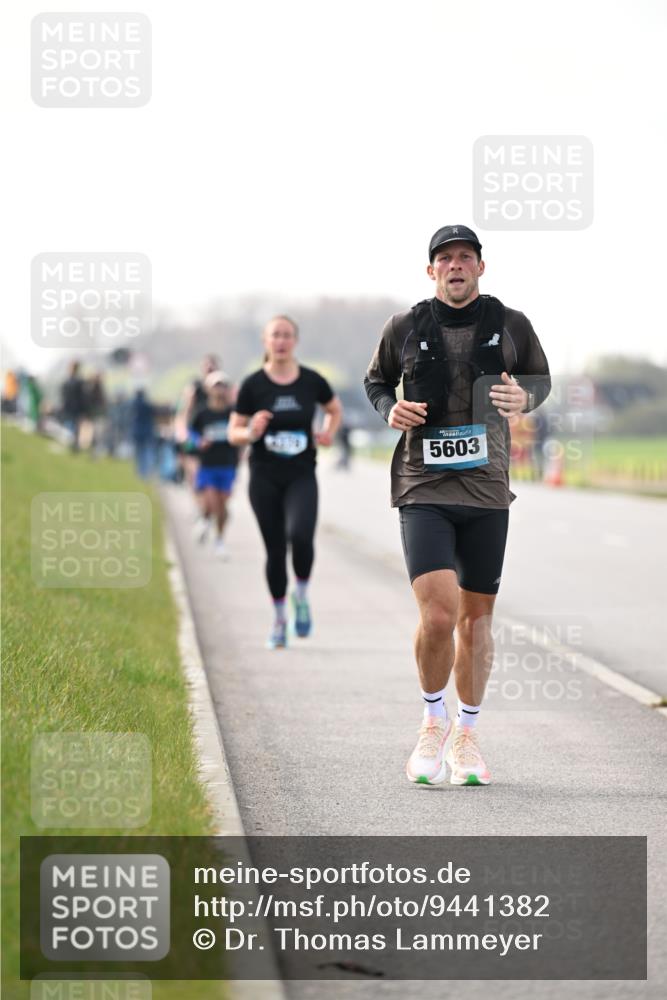 12.04.2026 - 45. Internationalen Wilhelmsburger Insellauf Dr. Thomas Lammeyer http://msf.ph/oto/9441382 12.04.2026 10:08:08 Laufen 5603 meine-sportfotos.de