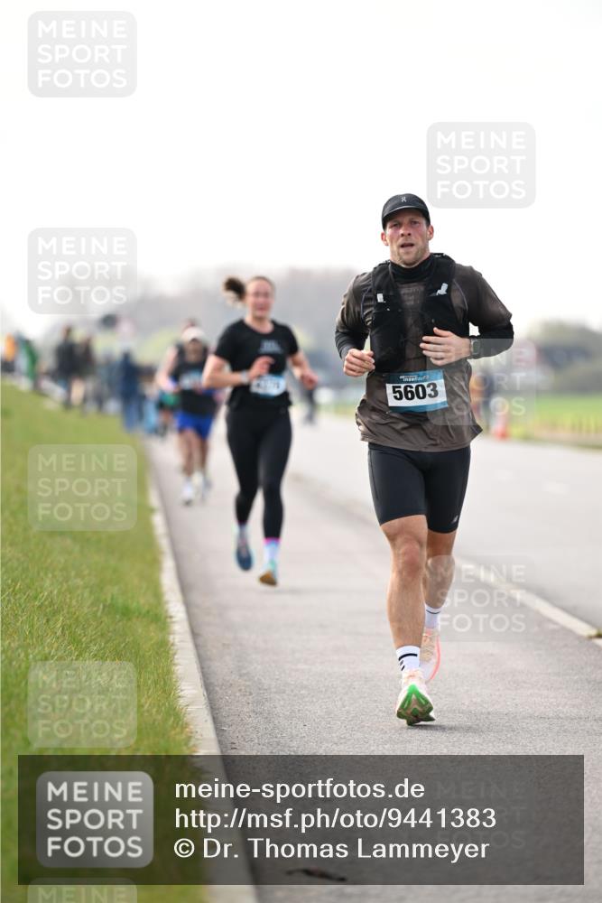 12.04.2026 - 45. Internationalen Wilhelmsburger Insellauf Dr. Thomas Lammeyer http://msf.ph/oto/9441383 12.04.2026 10:08:08 Laufen 5603 meine-sportfotos.de