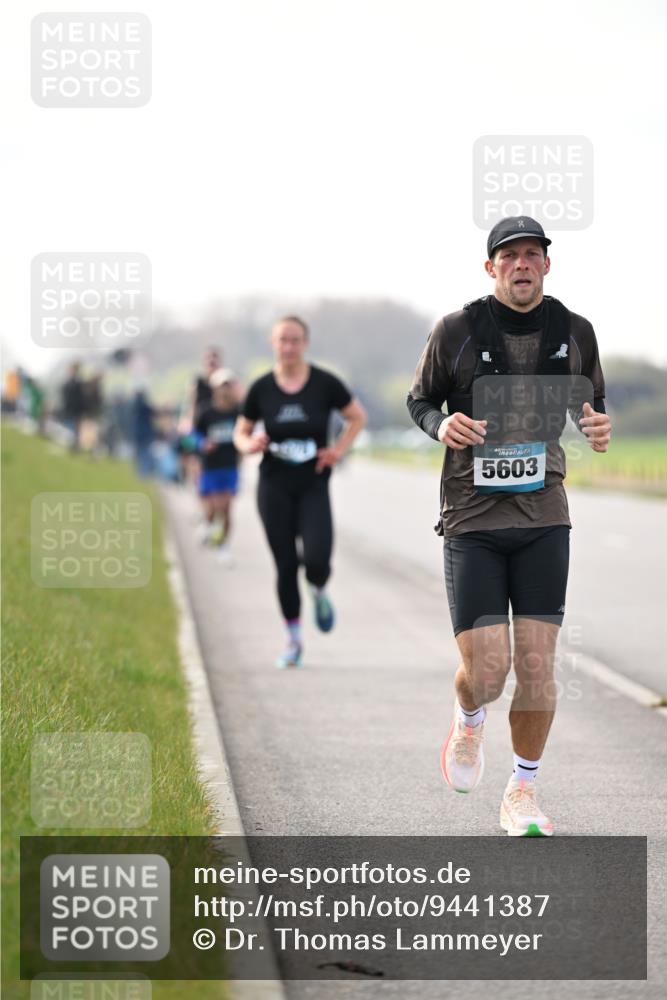 12.04.2026 - 45. Internationalen Wilhelmsburger Insellauf Dr. Thomas Lammeyer http://msf.ph/oto/9441387 12.04.2026 10:08:08 Laufen 6, 5603 meine-sportfotos.de