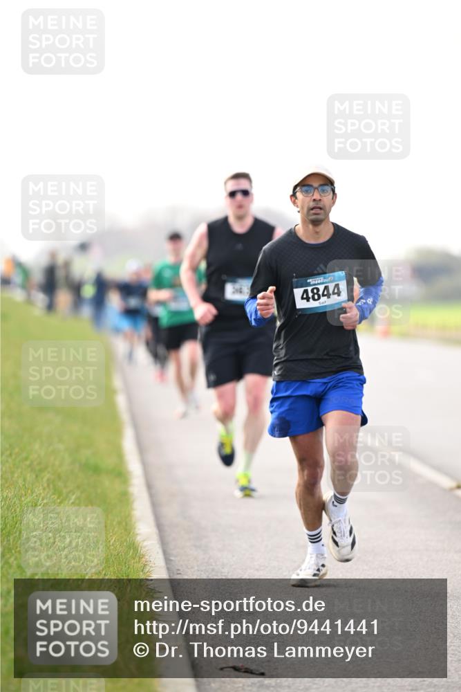12.04.2026 - 45. Internationalen Wilhelmsburger Insellauf Dr. Thomas Lammeyer http://msf.ph/oto/9441441 12.04.2026 10:08:18 Laufen 4844 meine-sportfotos.de