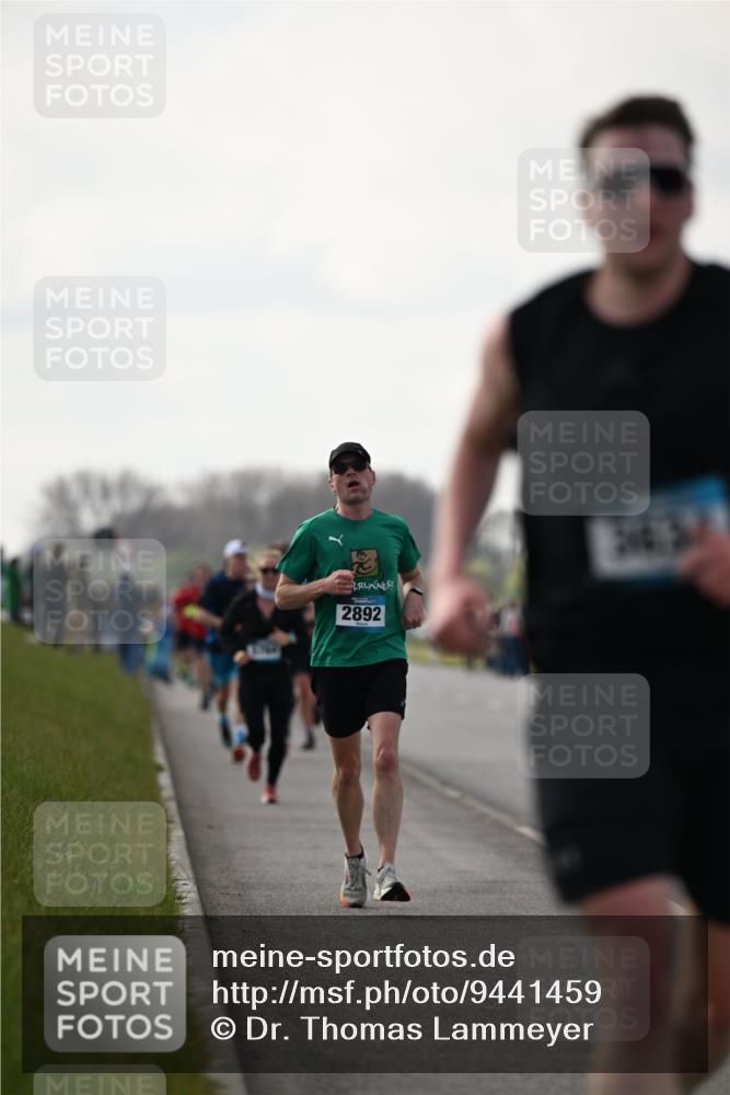12.04.2026 - 45. Internationalen Wilhelmsburger Insellauf Dr. Thomas Lammeyer http://msf.ph/oto/9441459 12.04.2026 10:08:22 Laufen 2892 meine-sportfotos.de