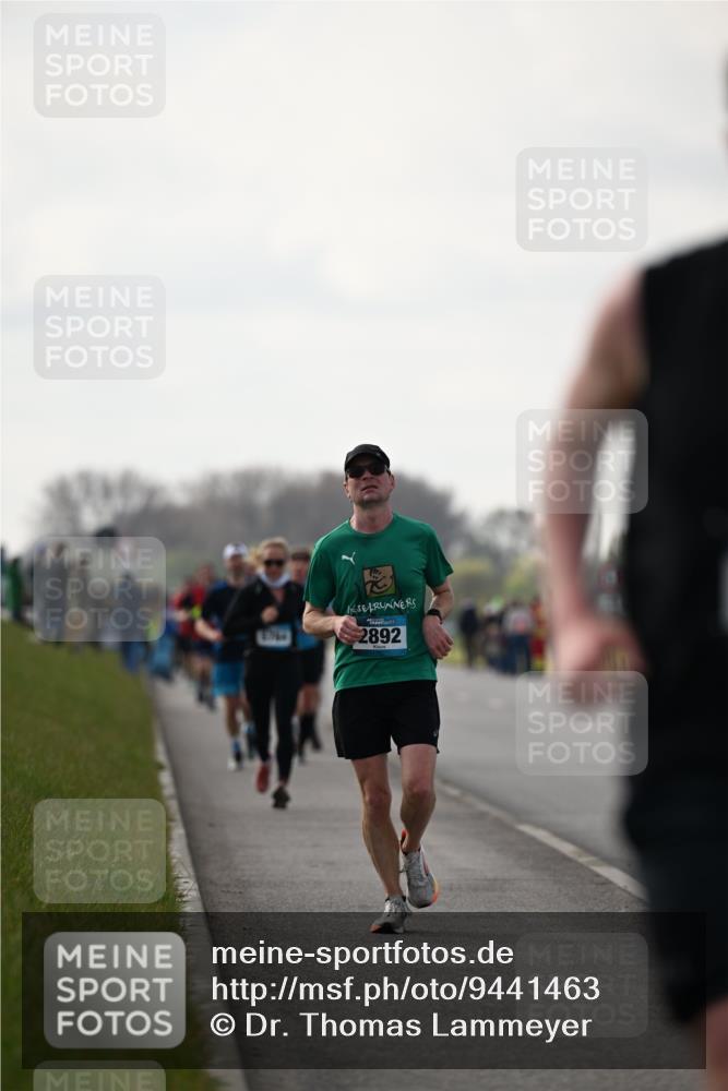 12.04.2026 - 45. Internationalen Wilhelmsburger Insellauf Dr. Thomas Lammeyer http://msf.ph/oto/9441463 12.04.2026 10:08:22 Laufen 2892 meine-sportfotos.de