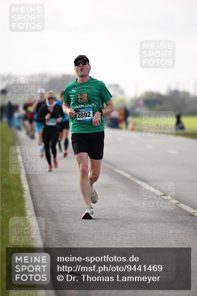 12.04.2026 - 45. Internationalen Wilhelmsburger Insellauf Dr. Thomas Lammeyer http://msf.ph/oto/9441469 12.04.2026 10:08:23 Laufen 2892 meine-sportfotos.de