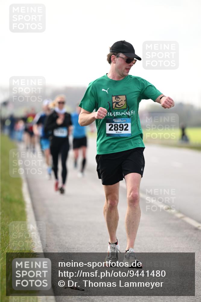 12.04.2026 - 45. Internationalen Wilhelmsburger Insellauf Dr. Thomas Lammeyer http://msf.ph/oto/9441480 12.04.2026 10:08:25 Laufen 2892 meine-sportfotos.de