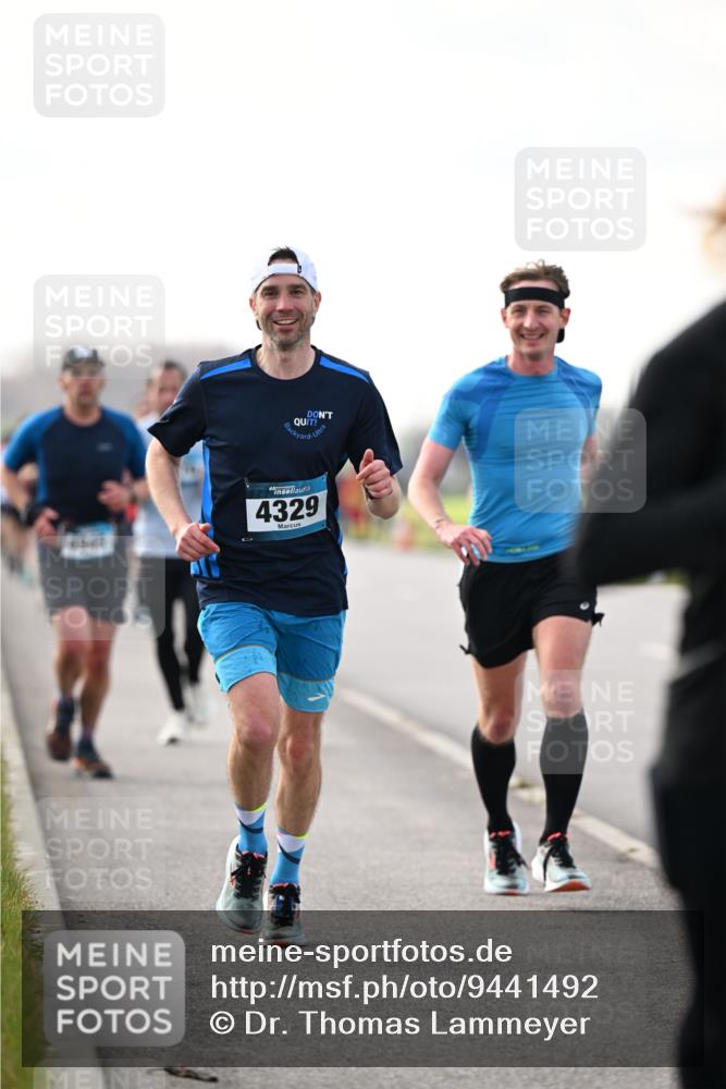 12.04.2026 - 45. Internationalen Wilhelmsburger Insellauf Dr. Thomas Lammeyer http://msf.ph/oto/9441492 12.04.2026 10:08:31 Laufen 4329 meine-sportfotos.de
