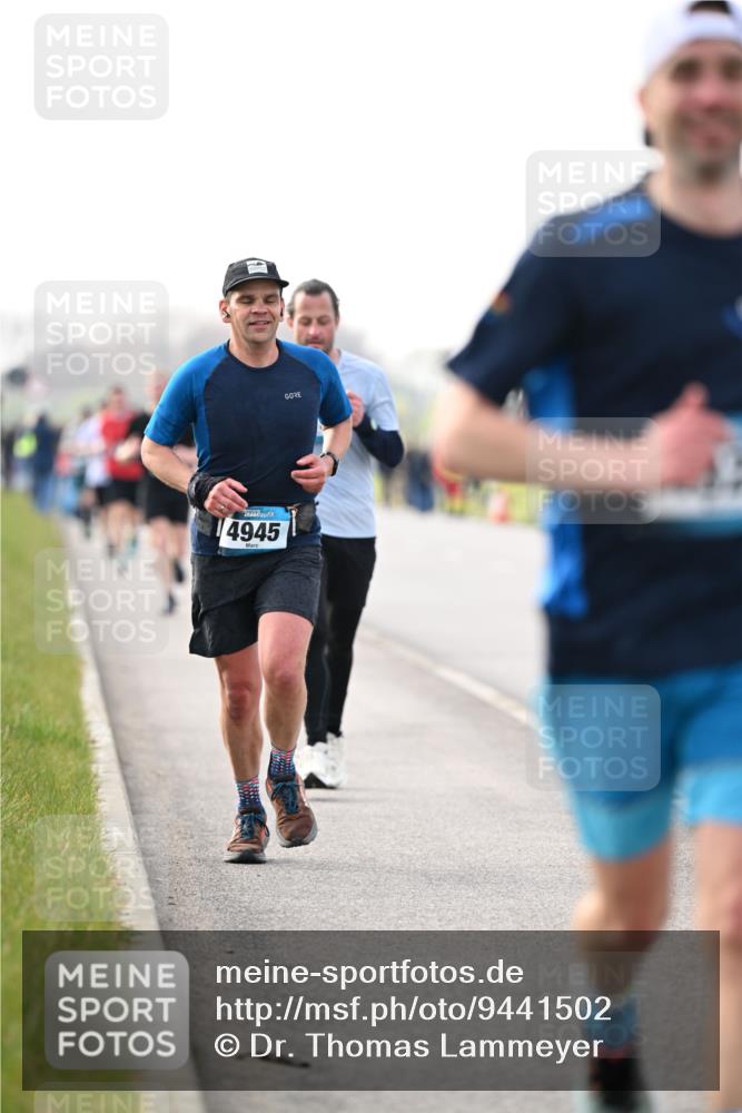 12.04.2026 - 45. Internationalen Wilhelmsburger Insellauf Dr. Thomas Lammeyer http://msf.ph/oto/9441502 12.04.2026 10:08:33 Laufen 4945 meine-sportfotos.de