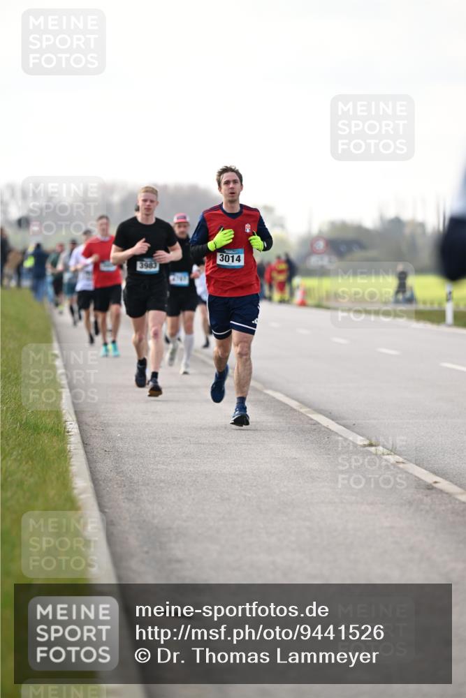 12.04.2026 - 45. Internationalen Wilhelmsburger Insellauf Dr. Thomas Lammeyer http://msf.ph/oto/9441526 12.04.2026 10:08:37 Laufen 3014, 3983 meine-sportfotos.de