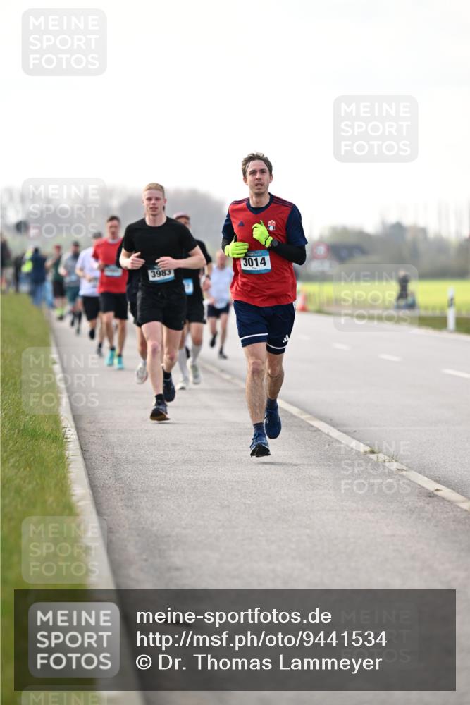 12.04.2026 - 45. Internationalen Wilhelmsburger Insellauf Dr. Thomas Lammeyer http://msf.ph/oto/9441534 12.04.2026 10:08:38 Laufen 3983, 3014 meine-sportfotos.de