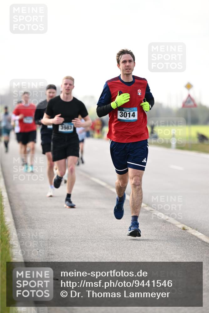 12.04.2026 - 45. Internationalen Wilhelmsburger Insellauf Dr. Thomas Lammeyer http://msf.ph/oto/9441546 12.04.2026 10:08:40 Laufen 3983, 3014 meine-sportfotos.de