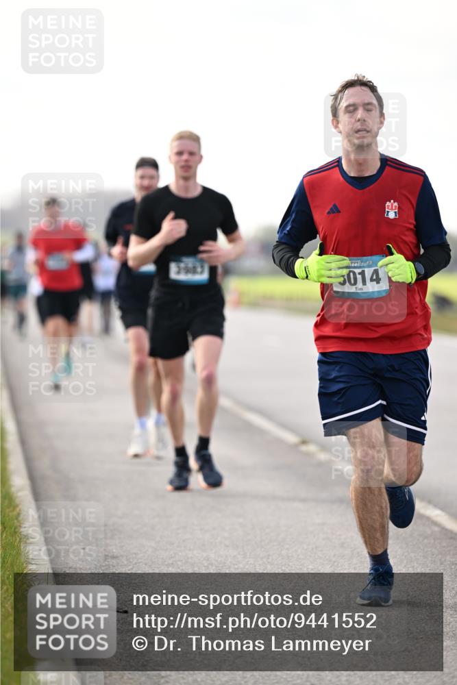 12.04.2026 - 45. Internationalen Wilhelmsburger Insellauf Dr. Thomas Lammeyer http://msf.ph/oto/9441552 12.04.2026 10:08:41 Laufen 014 meine-sportfotos.de