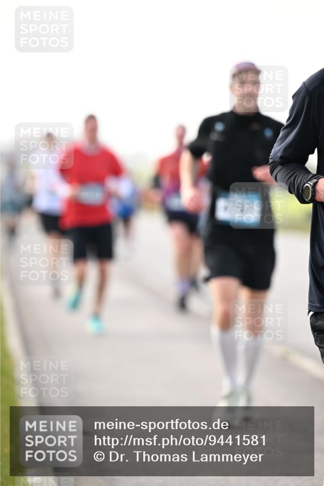 12.04.2026 - 45. Internationalen Wilhelmsburger Insellauf Dr. Thomas Lammeyer http://msf.ph/oto/9441581 12.04.2026 10:08:45 Laufen  meine-sportfotos.de
