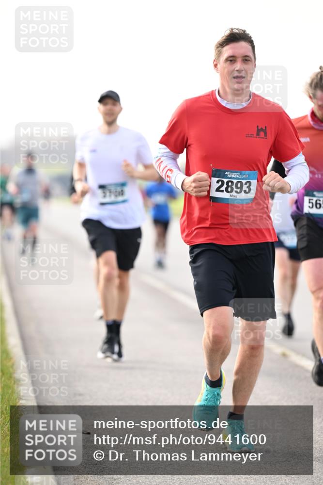 12.04.2026 - 45. Internationalen Wilhelmsburger Insellauf Dr. Thomas Lammeyer http://msf.ph/oto/9441600 12.04.2026 10:08:48 Laufen 45, 2893, 56 meine-sportfotos.de