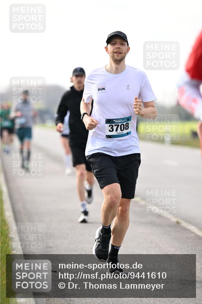 12.04.2026 - 45. Internationalen Wilhelmsburger Insellauf Dr. Thomas Lammeyer http://msf.ph/oto/9441610 12.04.2026 10:08:50 Laufen 3708 meine-sportfotos.de
