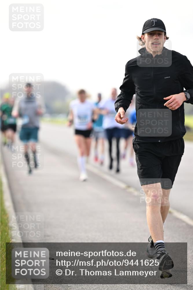 12.04.2026 - 45. Internationalen Wilhelmsburger Insellauf Dr. Thomas Lammeyer http://msf.ph/oto/9441625 12.04.2026 10:08:52 Laufen  meine-sportfotos.de