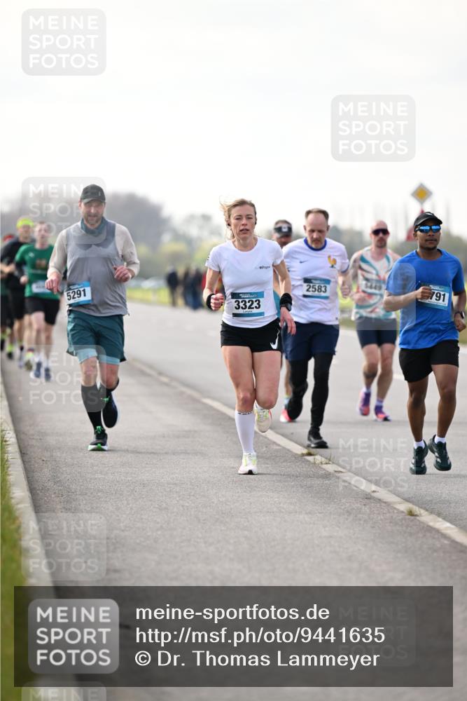 12.04.2026 - 45. Internationalen Wilhelmsburger Insellauf Dr. Thomas Lammeyer http://msf.ph/oto/9441635 12.04.2026 10:08:53 Laufen 5291, 3323, 2583, 791 meine-sportfotos.de