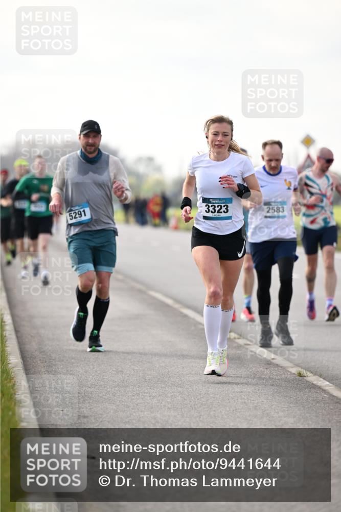 12.04.2026 - 45. Internationalen Wilhelmsburger Insellauf Dr. Thomas Lammeyer http://msf.ph/oto/9441644 12.04.2026 10:08:54 Laufen 5291, 3323, 2583 meine-sportfotos.de