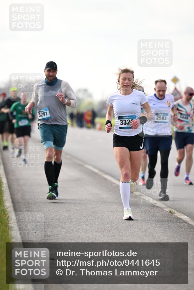 12.04.2026 - 45. Internationalen Wilhelmsburger Insellauf Dr. Thomas Lammeyer http://msf.ph/oto/9441645 12.04.2026 10:08:55 Laufen 5291, 332, 2583, 5645 meine-sportfotos.de