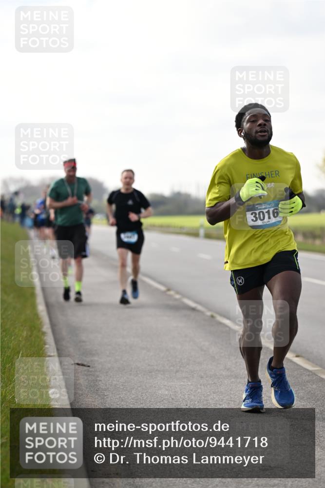 12.04.2026 - 45. Internationalen Wilhelmsburger Insellauf Dr. Thomas Lammeyer http://msf.ph/oto/9441718 12.04.2026 10:09:06 Laufen 3016 meine-sportfotos.de