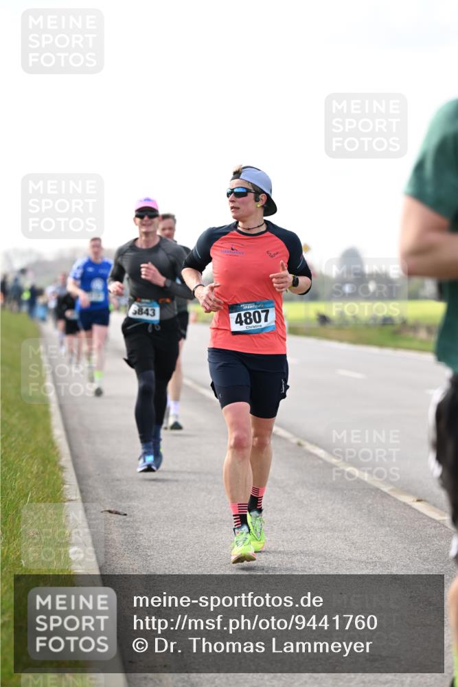 12.04.2026 - 45. Internationalen Wilhelmsburger Insellauf Dr. Thomas Lammeyer http://msf.ph/oto/9441760 12.04.2026 10:09:13 Laufen 5843, 4807 meine-sportfotos.de