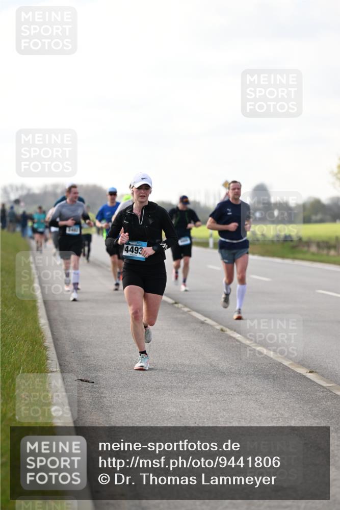 12.04.2026 - 45. Internationalen Wilhelmsburger Insellauf Dr. Thomas Lammeyer http://msf.ph/oto/9441806 12.04.2026 10:09:20 Laufen 4493 meine-sportfotos.de