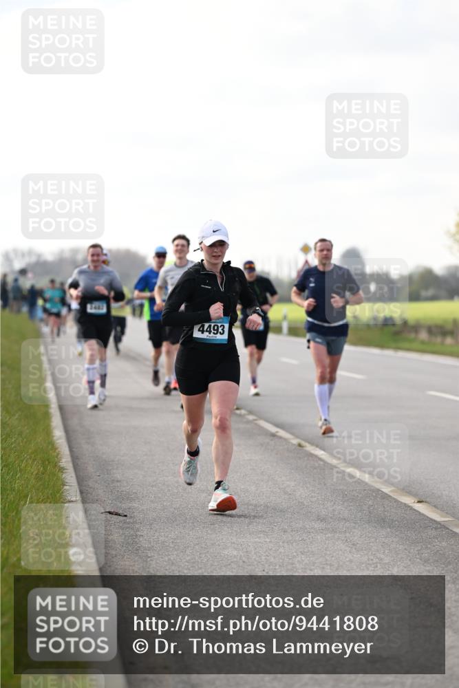 12.04.2026 - 45. Internationalen Wilhelmsburger Insellauf Dr. Thomas Lammeyer http://msf.ph/oto/9441808 12.04.2026 10:09:20 Laufen 4493 meine-sportfotos.de