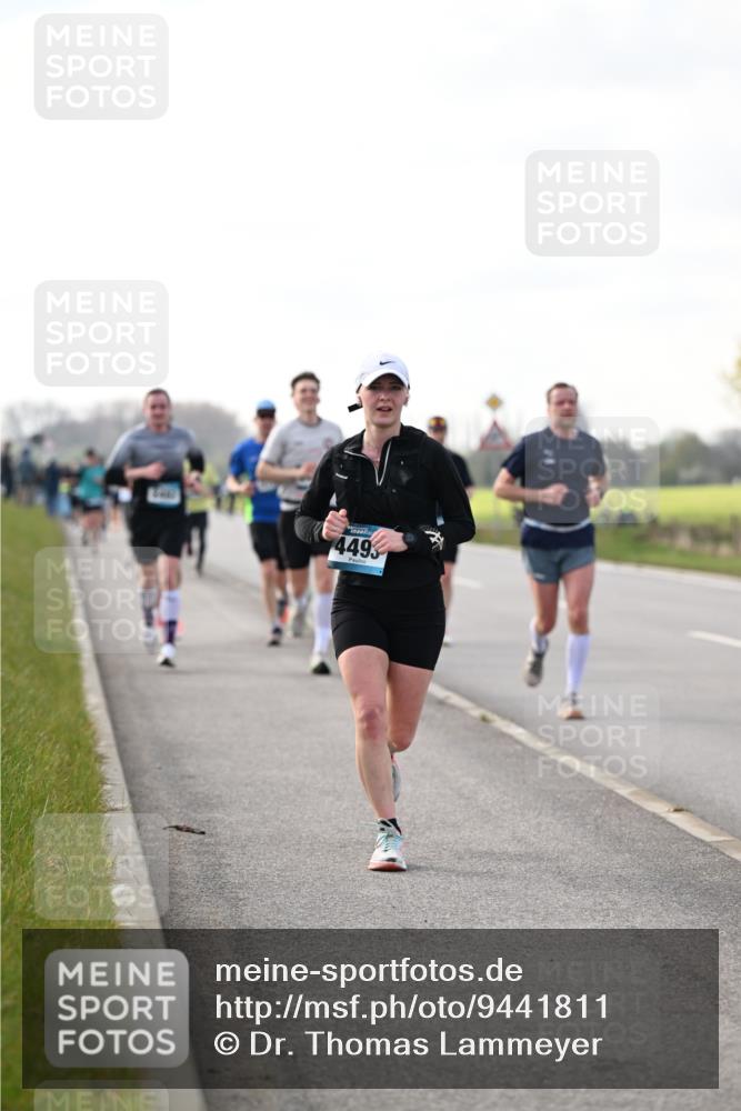 12.04.2026 - 45. Internationalen Wilhelmsburger Insellauf Dr. Thomas Lammeyer http://msf.ph/oto/9441811 12.04.2026 10:09:20 Laufen 4493 meine-sportfotos.de