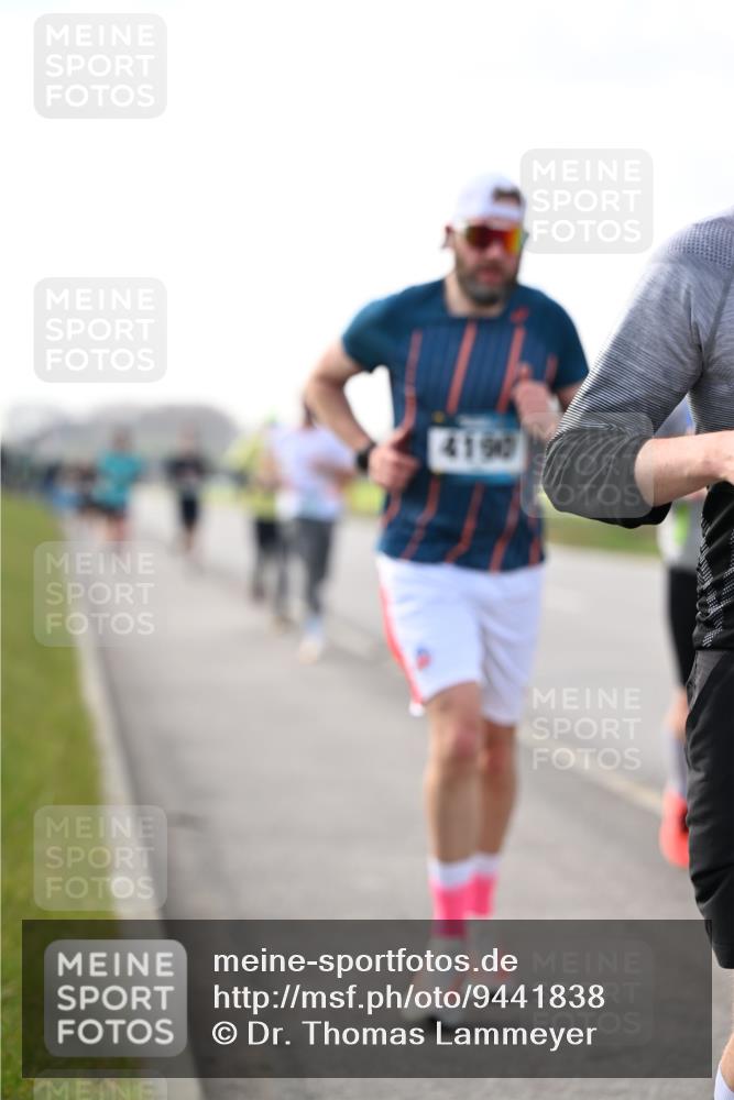 12.04.2026 - 45. Internationalen Wilhelmsburger Insellauf Dr. Thomas Lammeyer http://msf.ph/oto/9441838 12.04.2026 10:09:26 Laufen 4190 meine-sportfotos.de