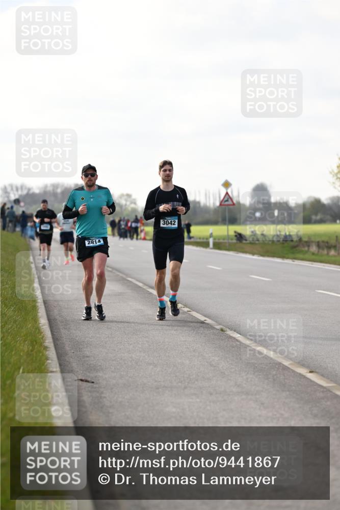12.04.2026 - 45. Internationalen Wilhelmsburger Insellauf Dr. Thomas Lammeyer http://msf.ph/oto/9441867 12.04.2026 10:09:33 Laufen 2814, 3042 meine-sportfotos.de