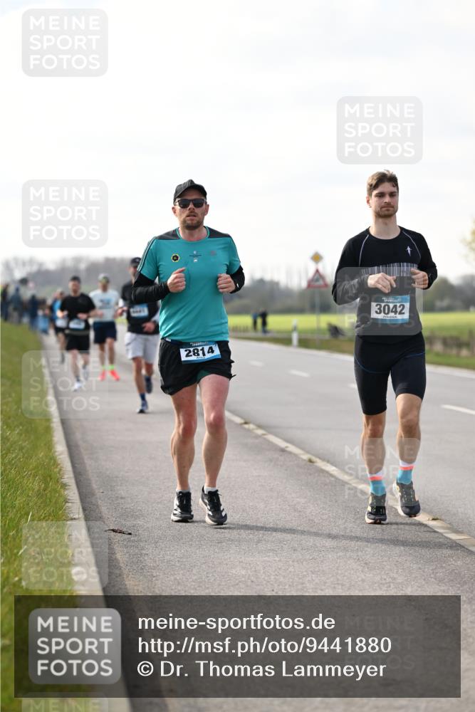 12.04.2026 - 45. Internationalen Wilhelmsburger Insellauf Dr. Thomas Lammeyer http://msf.ph/oto/9441880 12.04.2026 10:09:35 Laufen 2814, 3042 meine-sportfotos.de